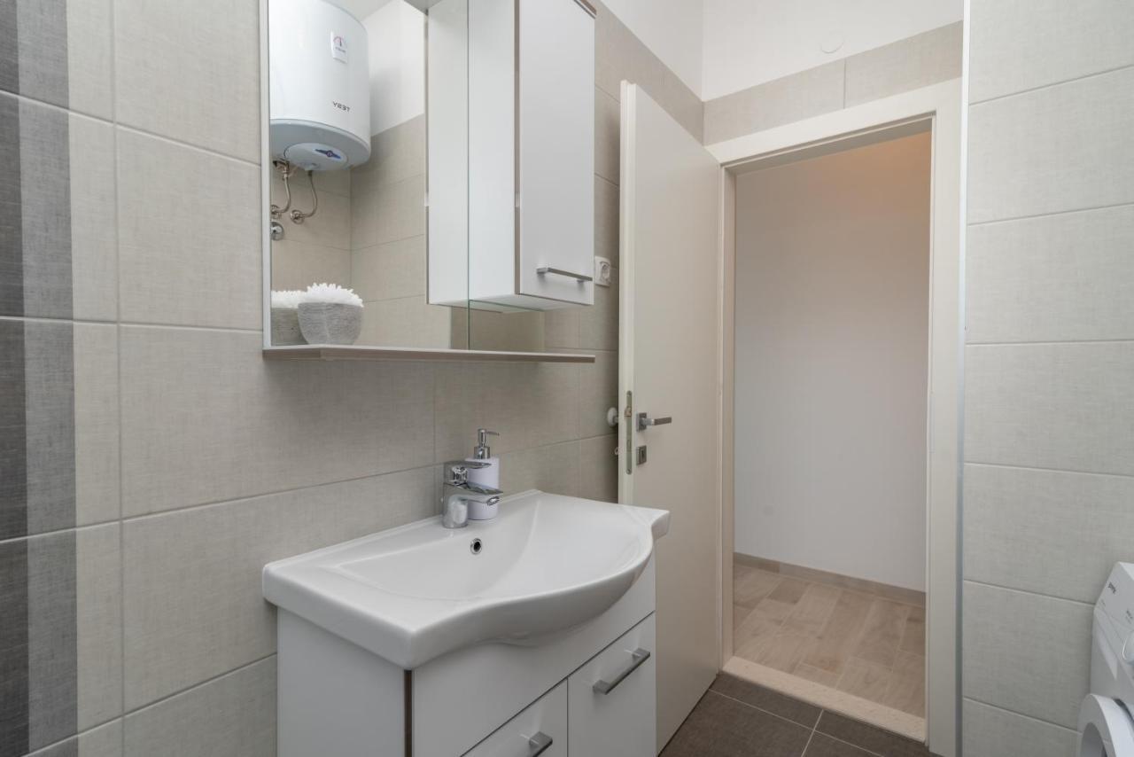 Apartman Pjer Trogir Exterior foto